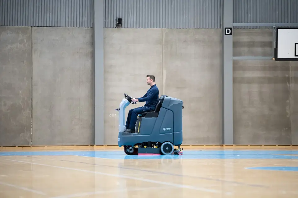 NİLFİSK SC4000 860D